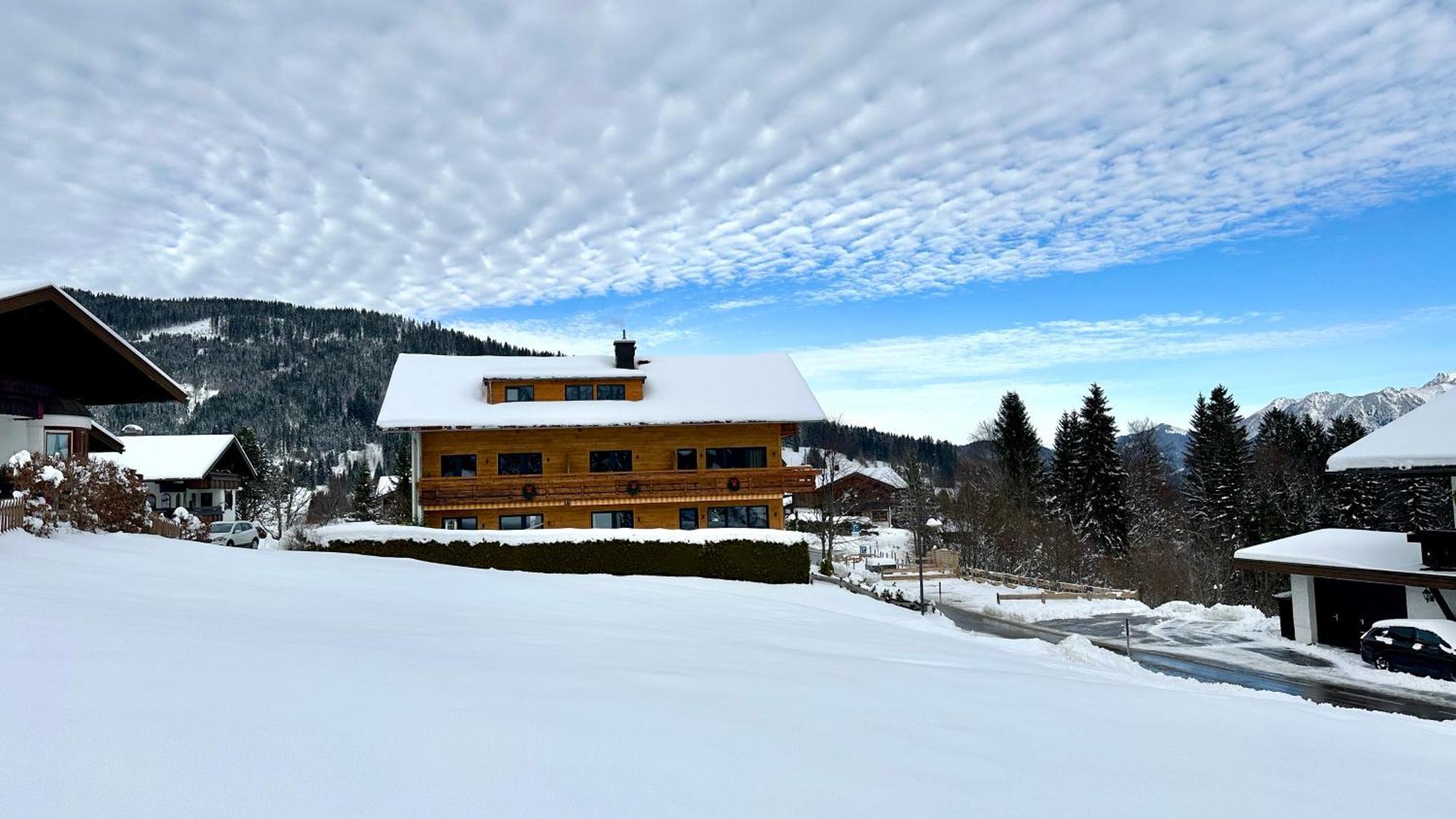 Alpen Lodge Riezlern Exterior foto